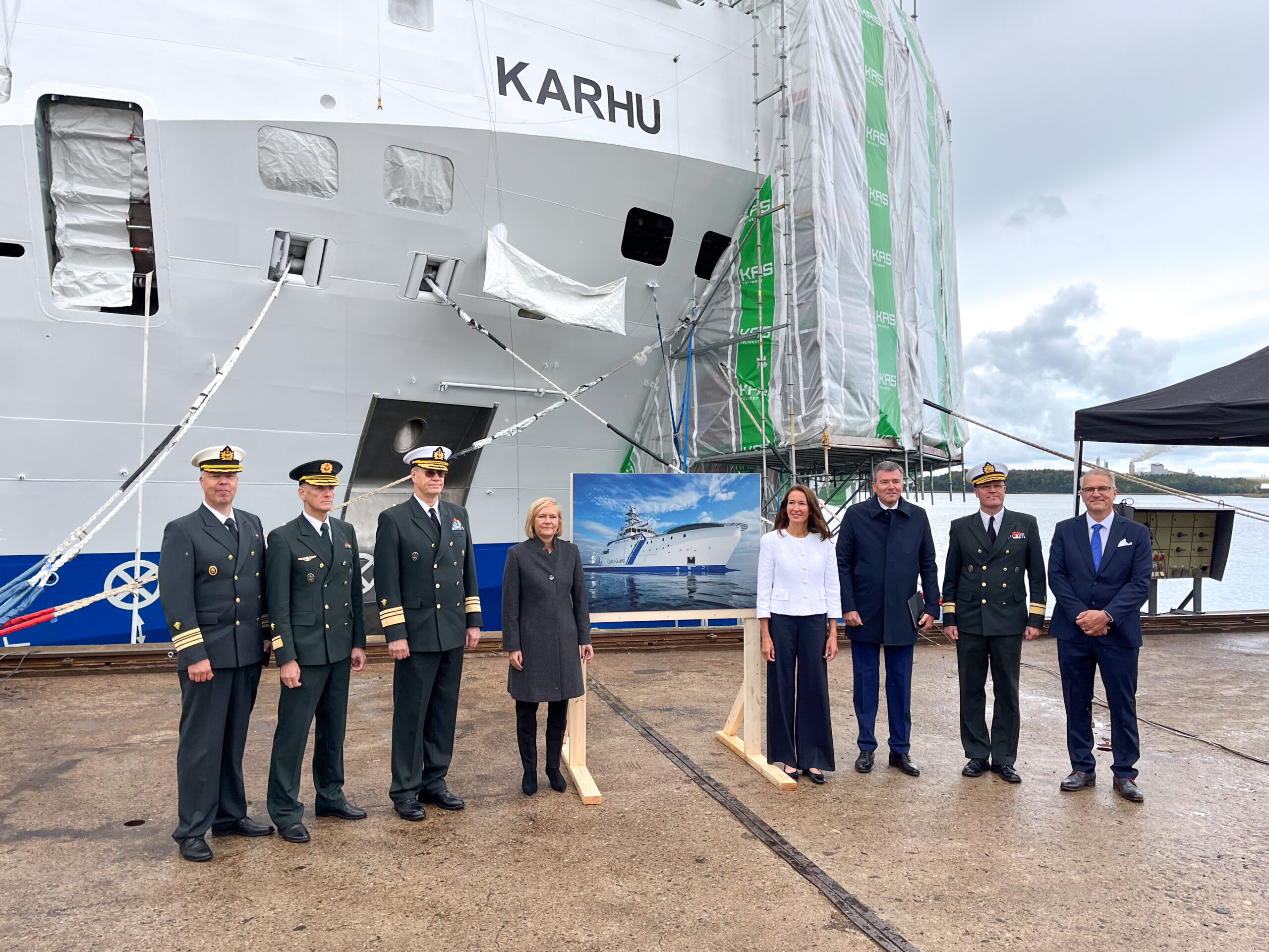 Meyer Turun Rajavartiolaitokselle rakentama uusi ulkovartiolaiva sai kasteen